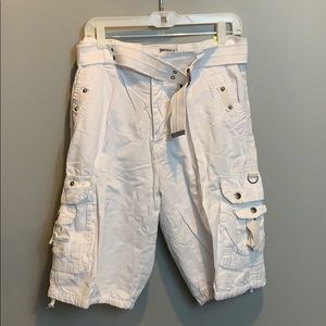 New pair of monarchy shorts size 32 color white